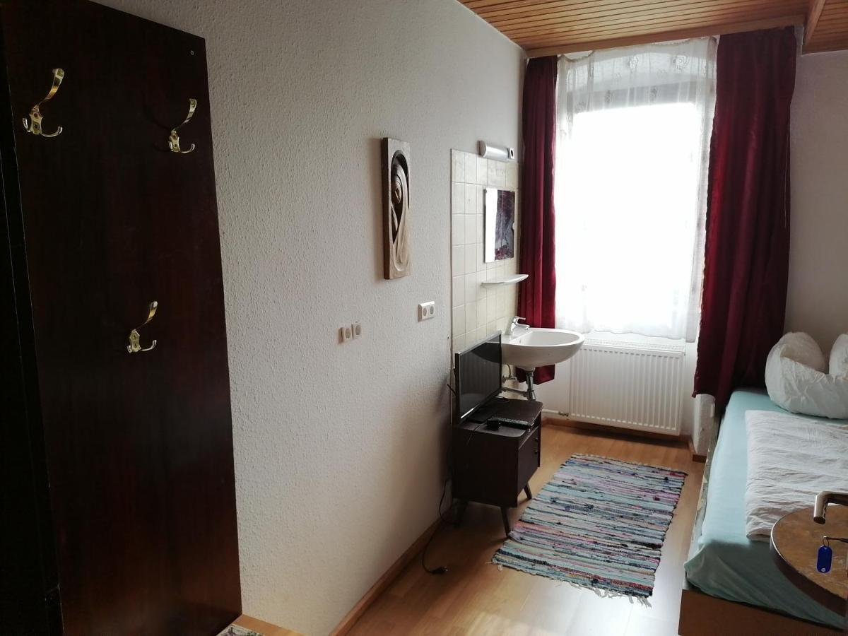 Gasthaus Zur Rose Malsch  Εξωτερικό φωτογραφία